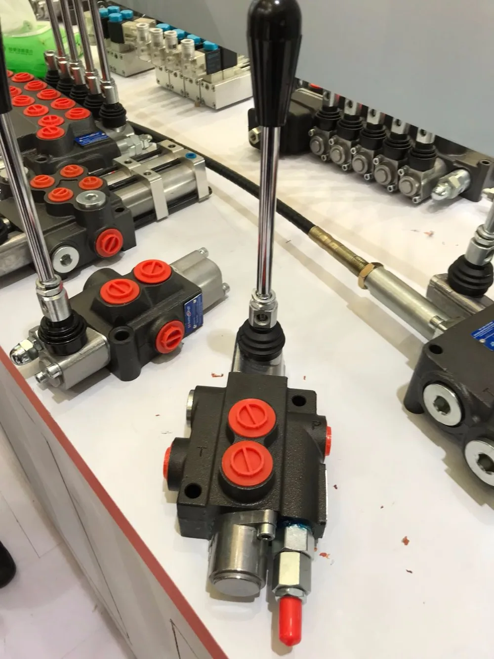 

1 spool hydraulic directional control valve P40F-OW