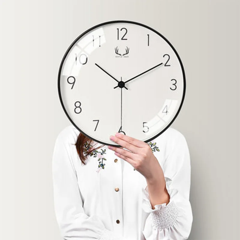 

Nordic Creative Fashion Clocks Modern Silent Graphic Gradient Picture Wall Clock Living Room Electronic Clock Bedroom Home Decor