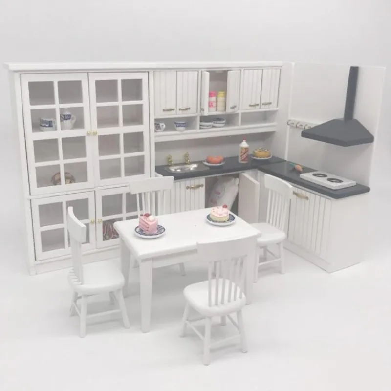 doll house with kitchen set