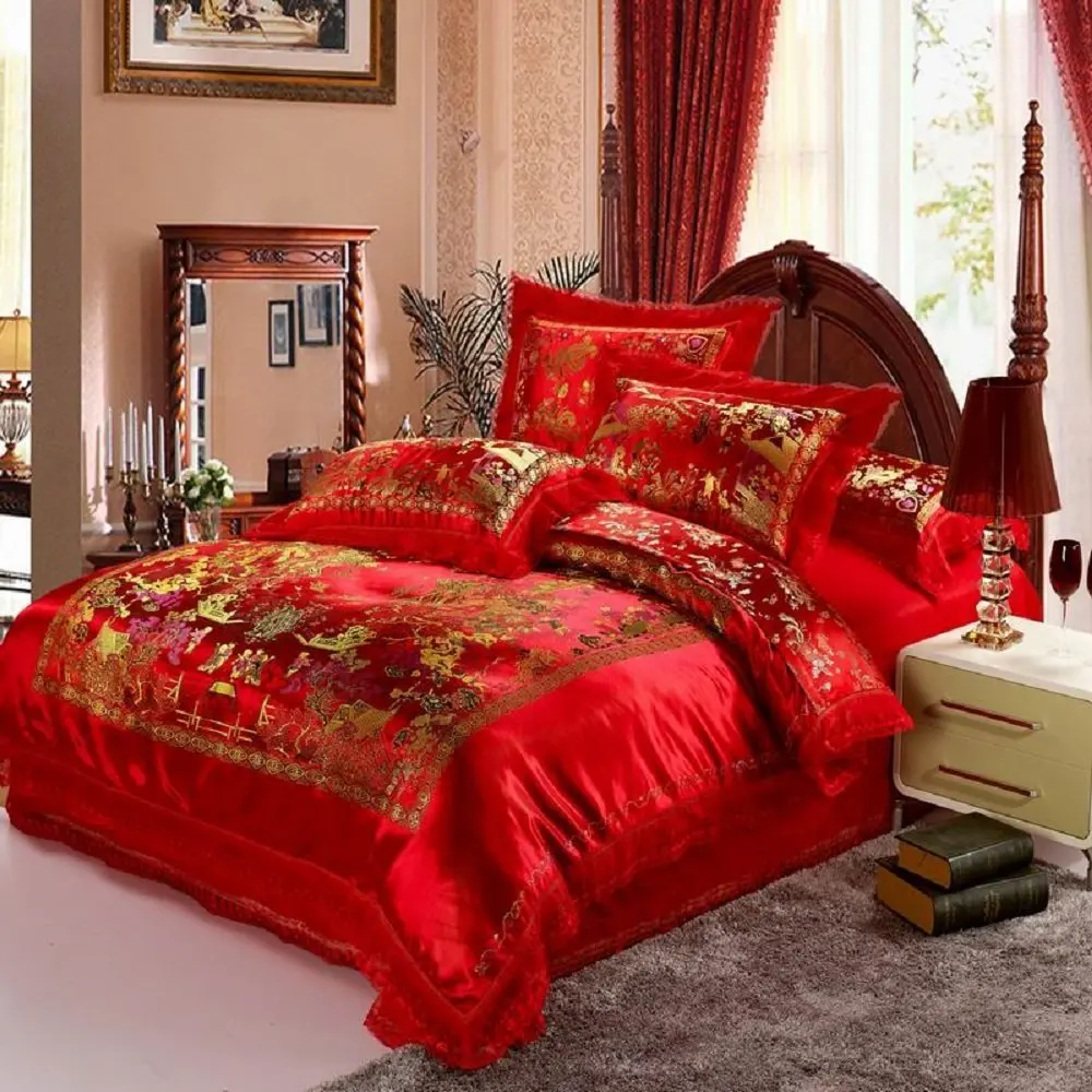 Luxurious Traditional Chinese Style Wedding Bedding Sets Red