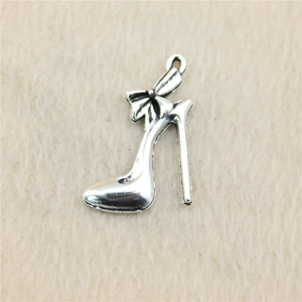 

50pcs/lot 31*21mm ancient silver Shoe charm Pendants DIY jewelry for bracelet necklace earring