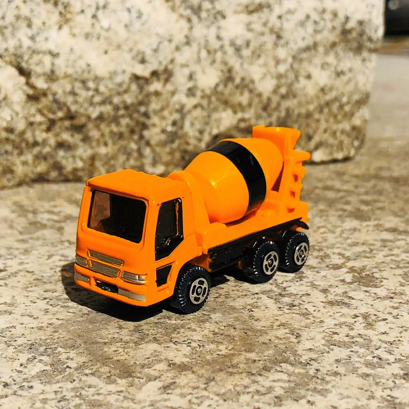 164.Agitating lorry mixer truck Mixer Engineering vehicle Alloy kids Favorite toy car child