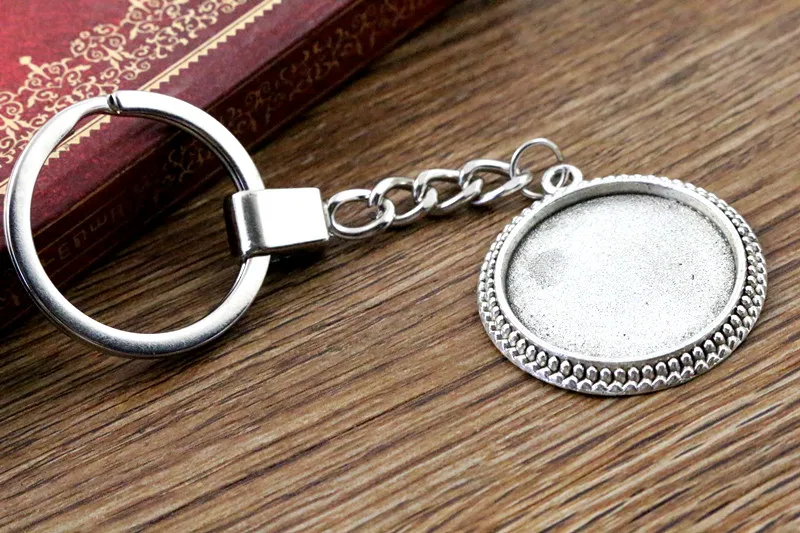 

2pcs 25mm Inner Size Antique Silver plated Cameo Setting Base;Handmade Cameo Setting, Metal Key Chains Accessor (SG-A4-41)