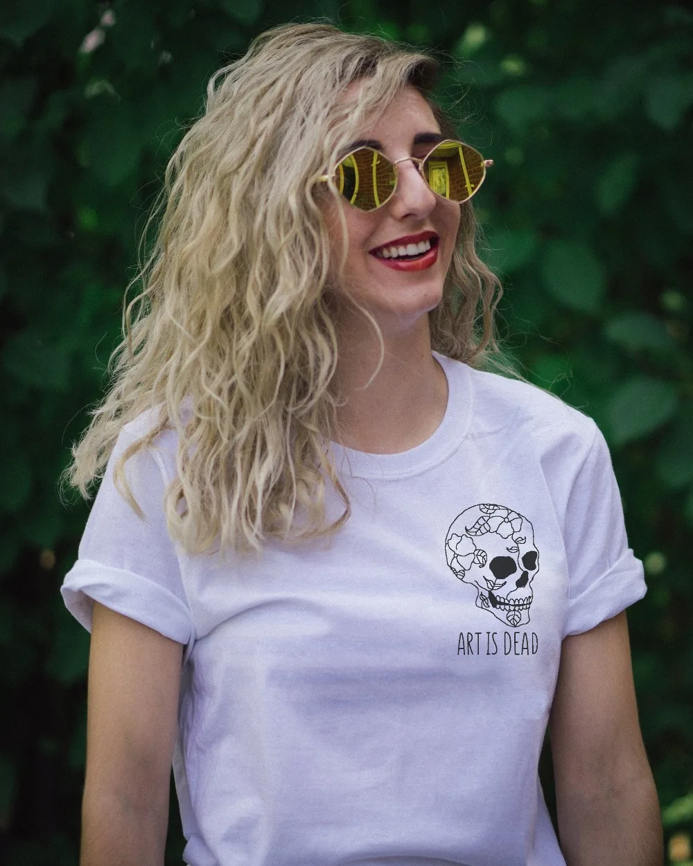 Женская футболка с принтом Art is Dead Skull|Футболки| |