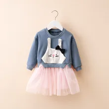 Платья с милым кроликом и аппликацией для маленьких девочек; Лидер продаж; детская одежда на весну-осень; новое дизайнерское хлопковое платье; 2-6T