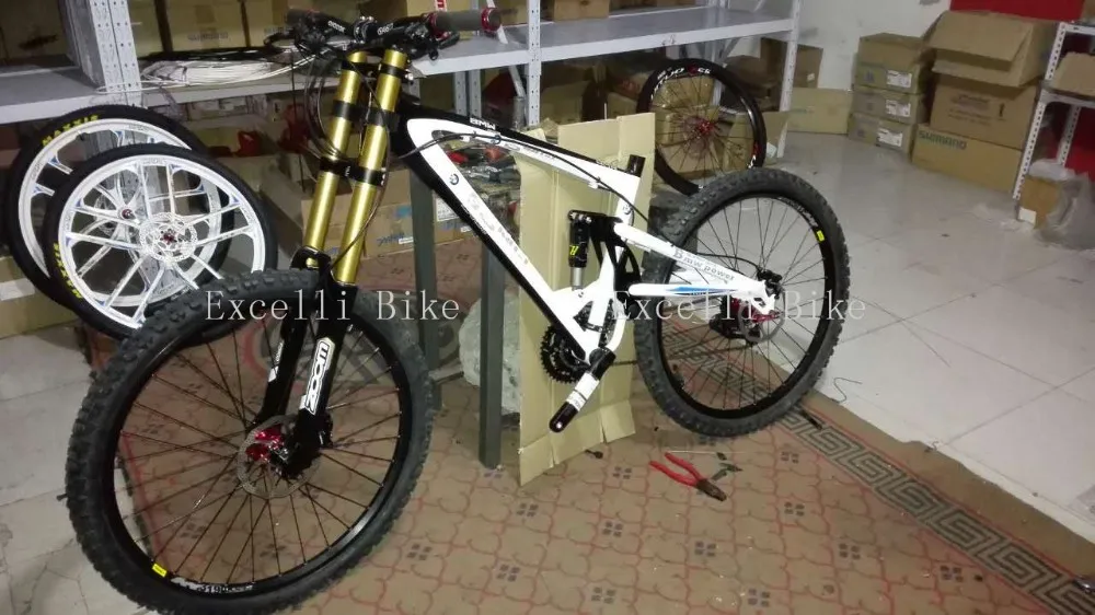 ZOOM Locking Shocking Fork Magnesium Alloy Moutain Bike26 Fork Downhill Bike Disc Brake 180mm Travel Suspension Fork01