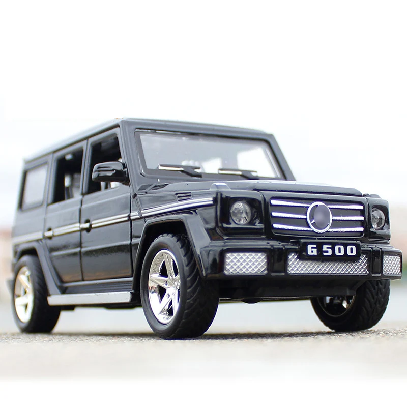 1:30 Diecasts модель автомобиля SUV G500 транспортные средства из металлического сплава