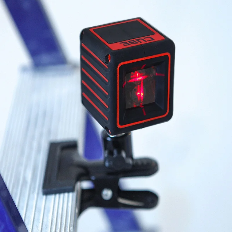 Лазерный уровень автоматический ADA Cube Professional Edition (рабочий диапазон 0-20 м, точность 0,2 мм/м, длина волны 635 нм, проекция лазера 2 линии, класс защиты IP54, в комплекте штатив и чехол)