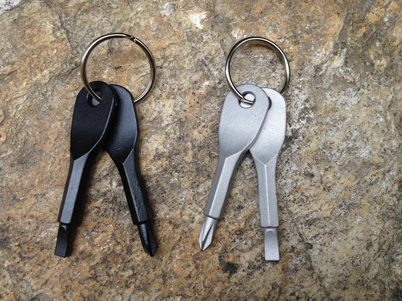 

Outdoor EDC portable multifunctional tool Stainless Steel Keychain Screwdriver Flathead Head Key Ring Key Chain Screwdriver Silv