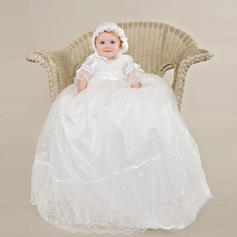 

Stunning Vestido dama de honra Sheer Lace Appliques Soft Ruffles Baby Girl Long Christening Gowns Baptism Frock With Bow 2016