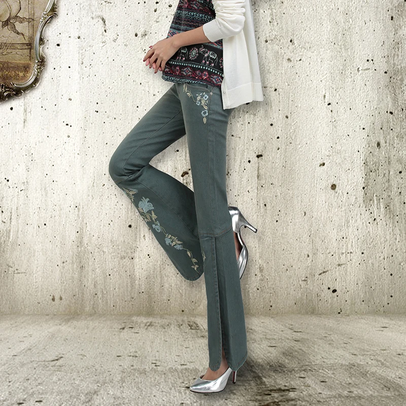 2016 Spring and Summer New Fashion Embroidery Flower Woman Jeans Low Waist Micro Flares Denim Jeans