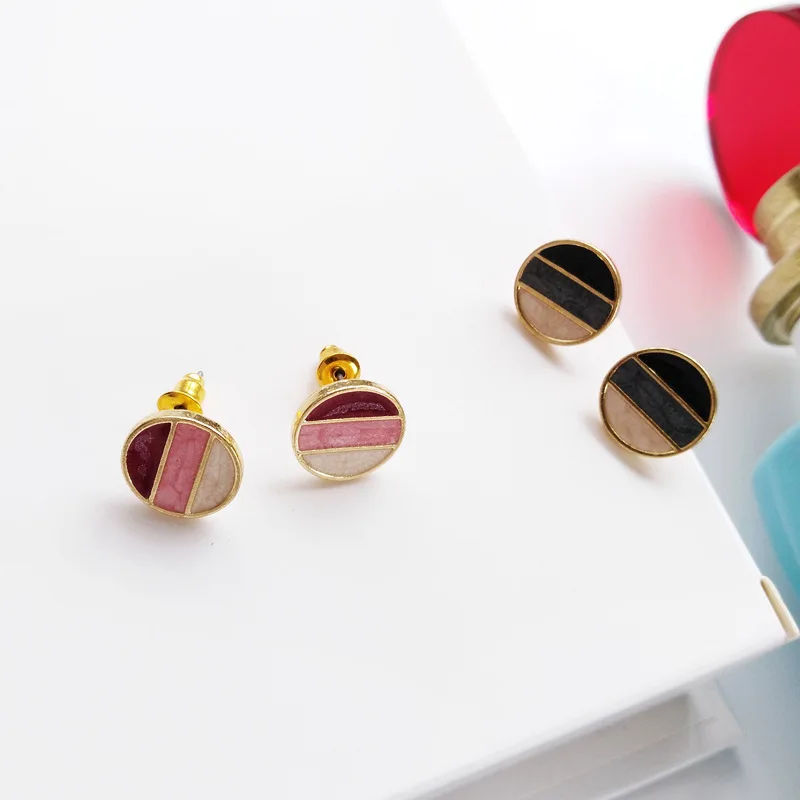 

Fashion geometric round earrings personality graceful and restrained students women jewelry
