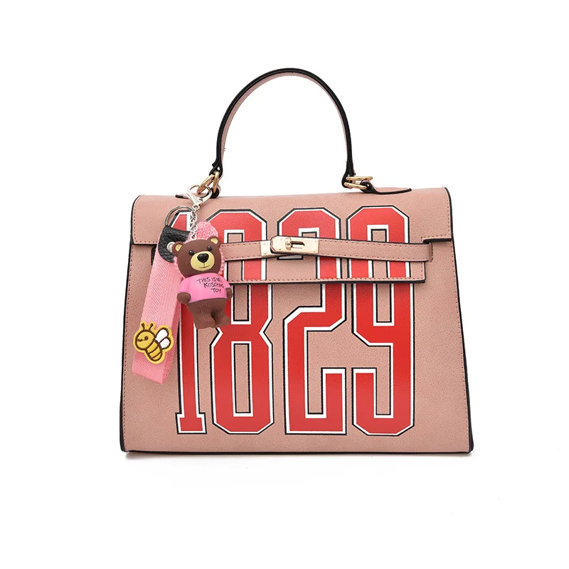 

Commuter Bag Women Large Capacity Tote Casual Number Cover Lock Bear Pendant Figure Female Handbag Korean 2019 Fashion Shoulder