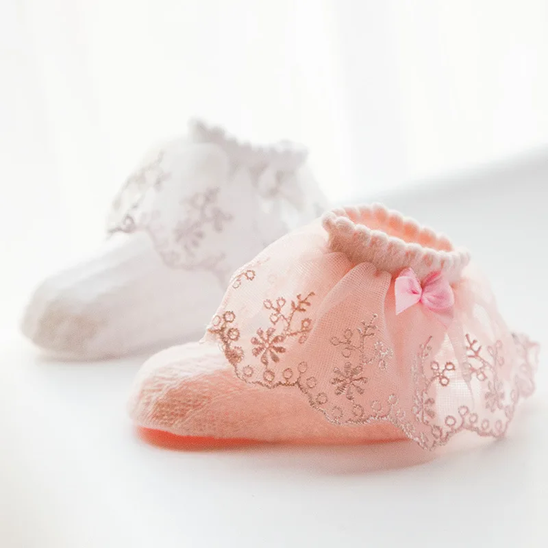 Летние кружевные носки с цветочным рисунком для маленьких девочек с бантом, носки принцессы для маленьких девочек хлопковые детские носки тонкие кружевные носки с розочками для девочек