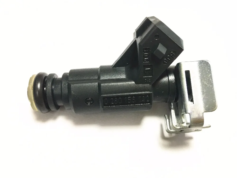 

Fuel injector Nozzle for Benelli Tornado TNT899 TNT1130 TREK899 TREK1130 Cafe Racer TRE Amazonas / TNT TREK 899 1130