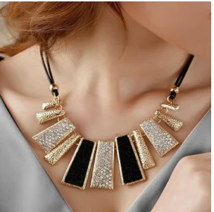 Collier Femme новые модные ожерелья и подвески веревка из полиуретановой кожи геометрические массивные чокер для женщин Женские аксессуары ювелирные изделия - Окраска металла: BLACK