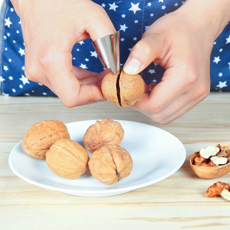

Stainless Steel Peanut Sheller Peeling Helper Iron Nail Sleeve Cooking Equipment Vegetables Soybean Finger Protector