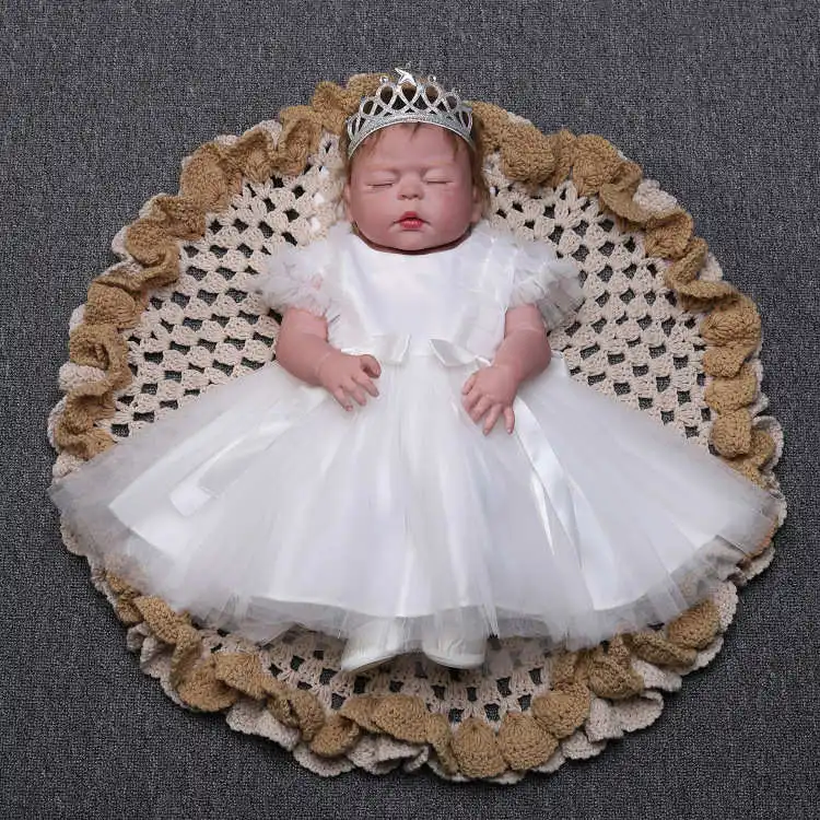 Белый Полностью siliconerborn baby Boutique куклы игрушки 57 см bebes кукла-реборн из ПВХ принцесса девочка с свадебное платье Новорожденные куклы подарок - Цвет: Белый