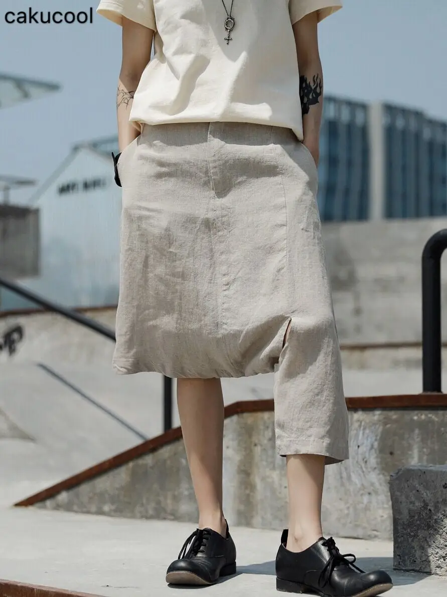 

Cakucool 2019 summer new product dark black neutral irregular loose low waist length halon pants five pants