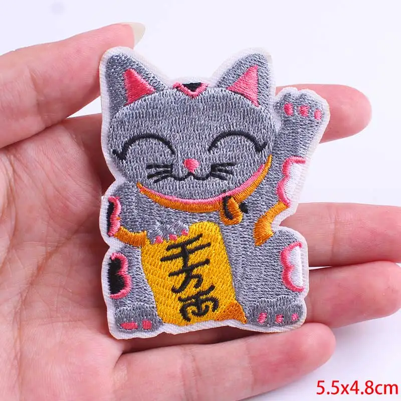 Pulaqi Anime Iron on Patches On Clothes Stickers Bottle Cute Embroidery Patches For Clothing Stripes On Clothes Cat Animal Patch - Цвет: LF-PE0648CT
