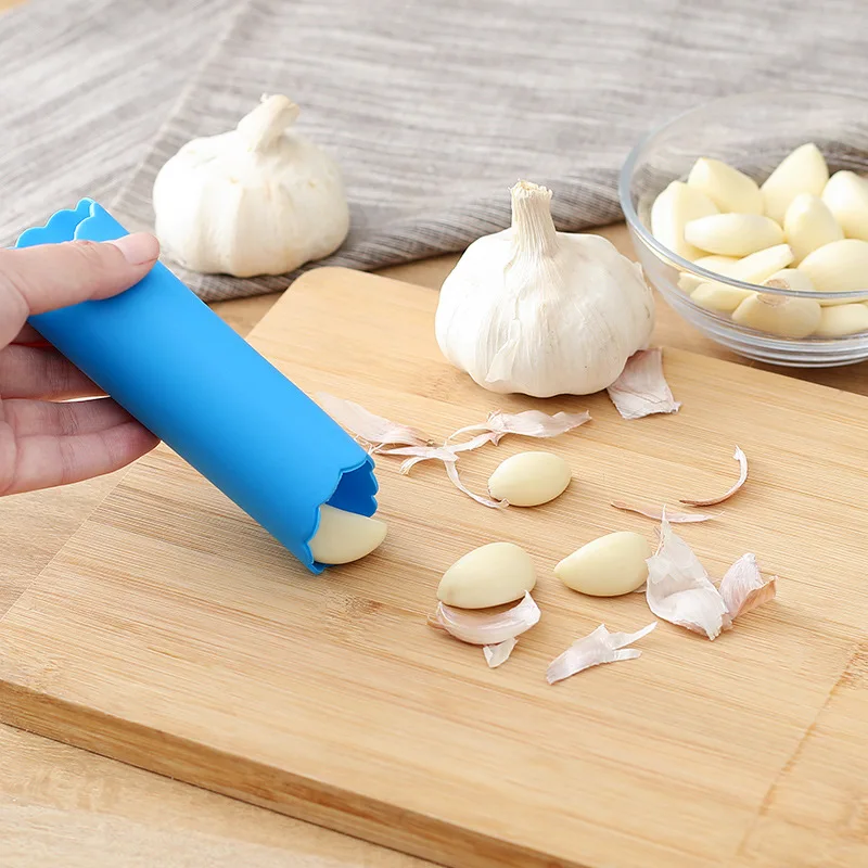 

1pc Manual Peeling Garlic Kitchen Accessories Cooking Tool Utensils Creative Convenient Kitchen Tools Gadgets Home Dining Bar