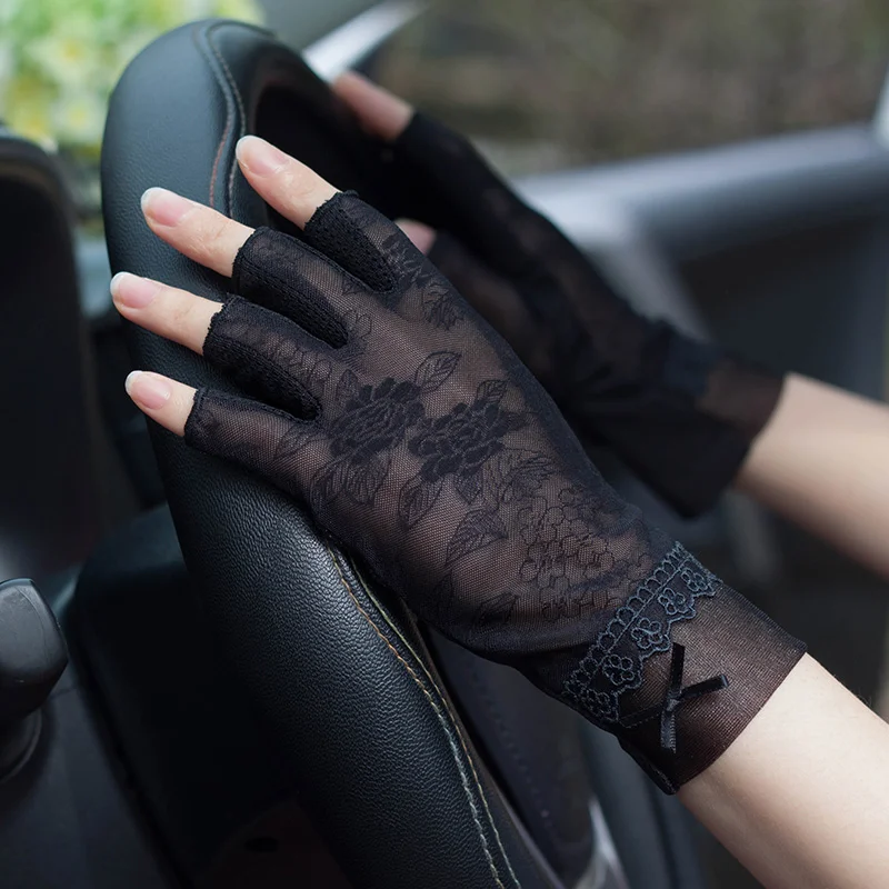 

Woman Gloves Summer Sunscreen Half Finger Ice Silk Gloves Female Lace Short Style Non-Slip Anti-UV Thin Driving Semi-Finger FS07