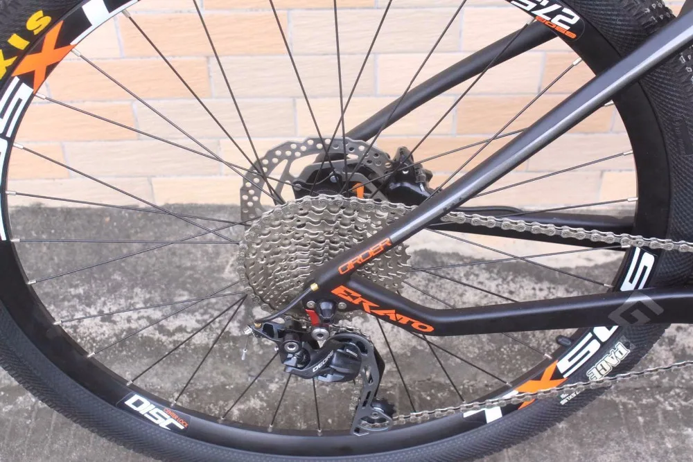 Excellent carbon mtb bike 27.5er complete bike 10 speeds black slive color BSA /BB30 t800 carbon bike alloy fork rims 31.6 seatpost 21