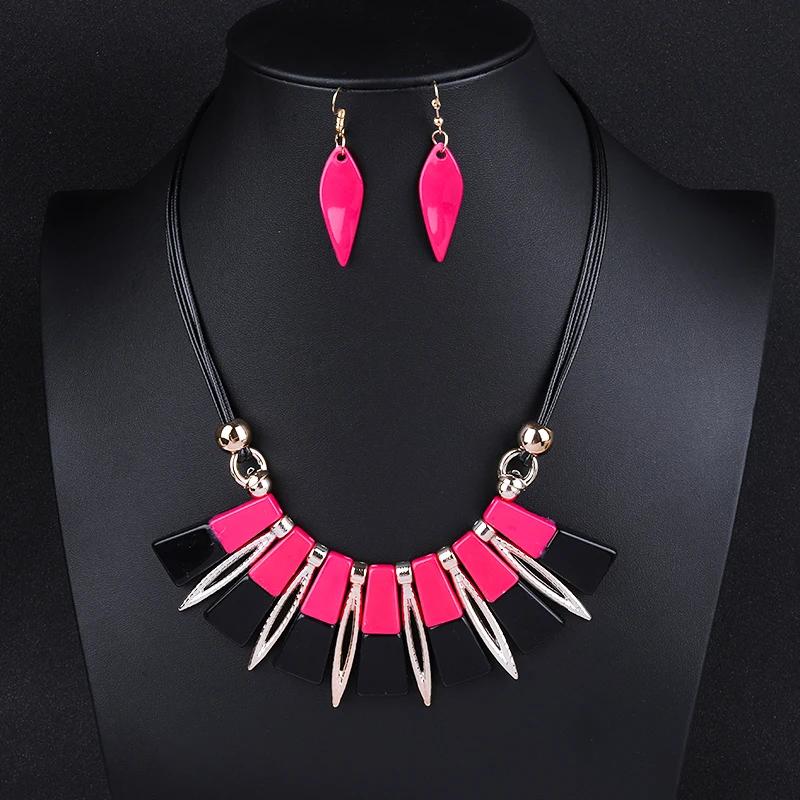 

Ethnic Square Pendant Choker Necklace Earrings For Women Black Rope Arcylic Hanging Necklace Earrings Girls Party Jewelry Set