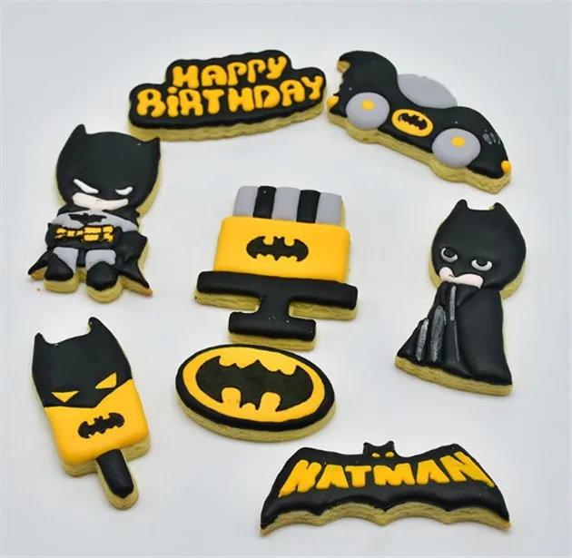 

Cake tool 8pcs Batman plastic fondant cutter cake mold fondant mold fondant cake decorating tools sugarcraft bakeware