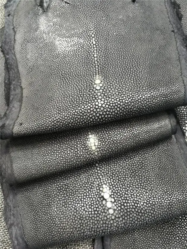 

1pcs black Genuine Stingray Skin Leather Hide Pelt Black About 1.1mm thick