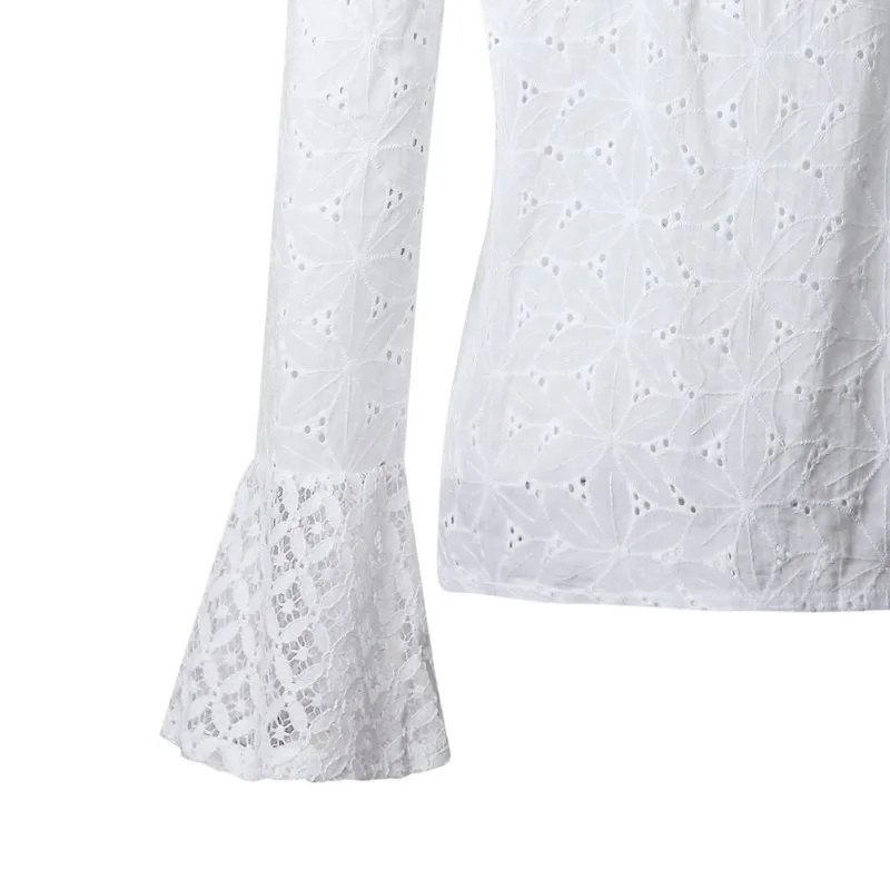 Летняя Белая Кружевная блуза с вырезом, женская модная блузка с открытыми плечами и расклешенными рукавами