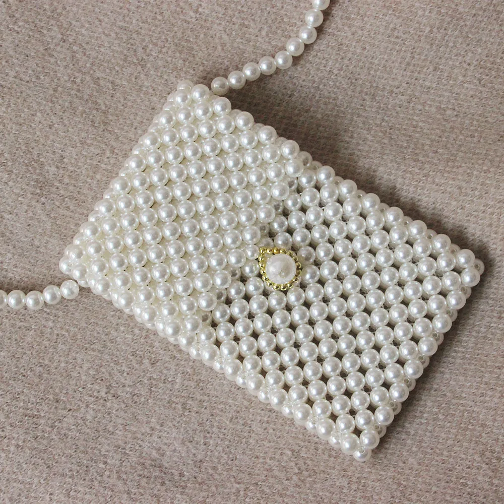 Brand Fashion New Women Luxury Evening Bag New Elegant Cute Square Shoulder Bag Lovely Solid Woman Pearl Mini Bag Small Clutch
