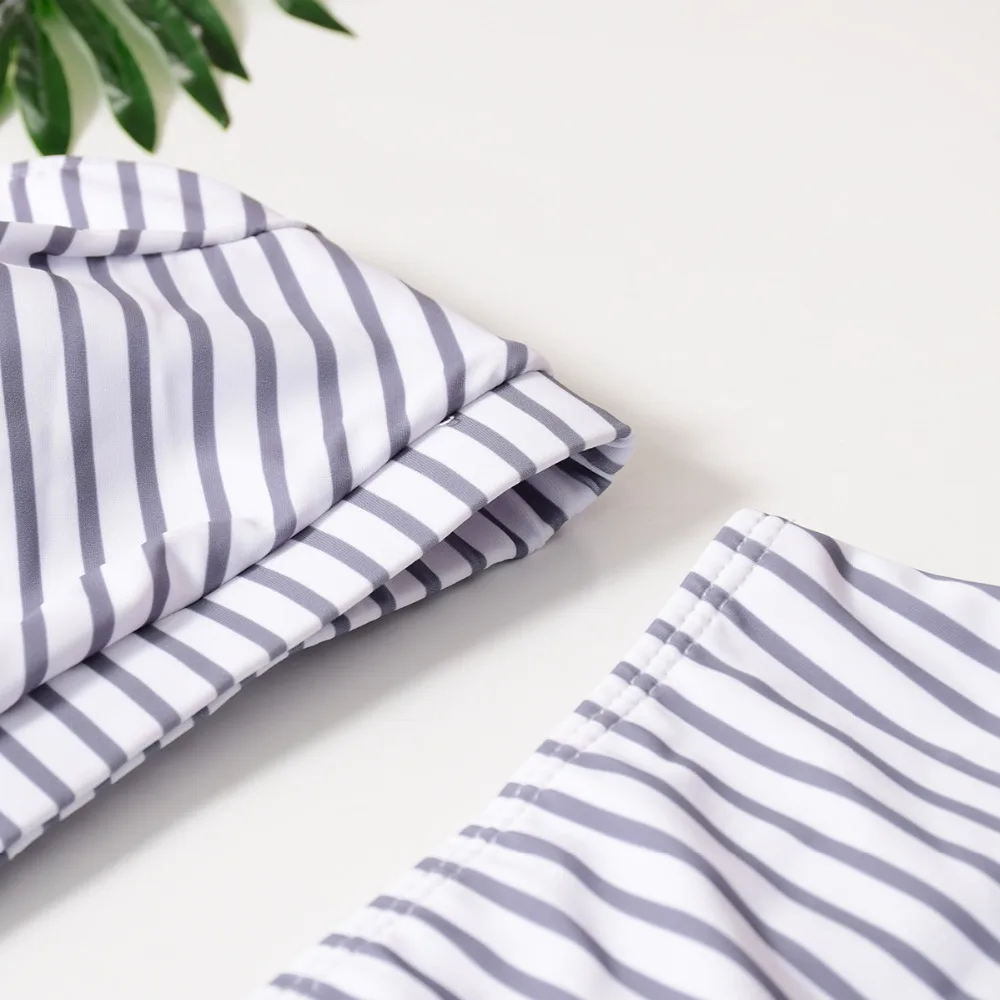 9093587269_1483759893