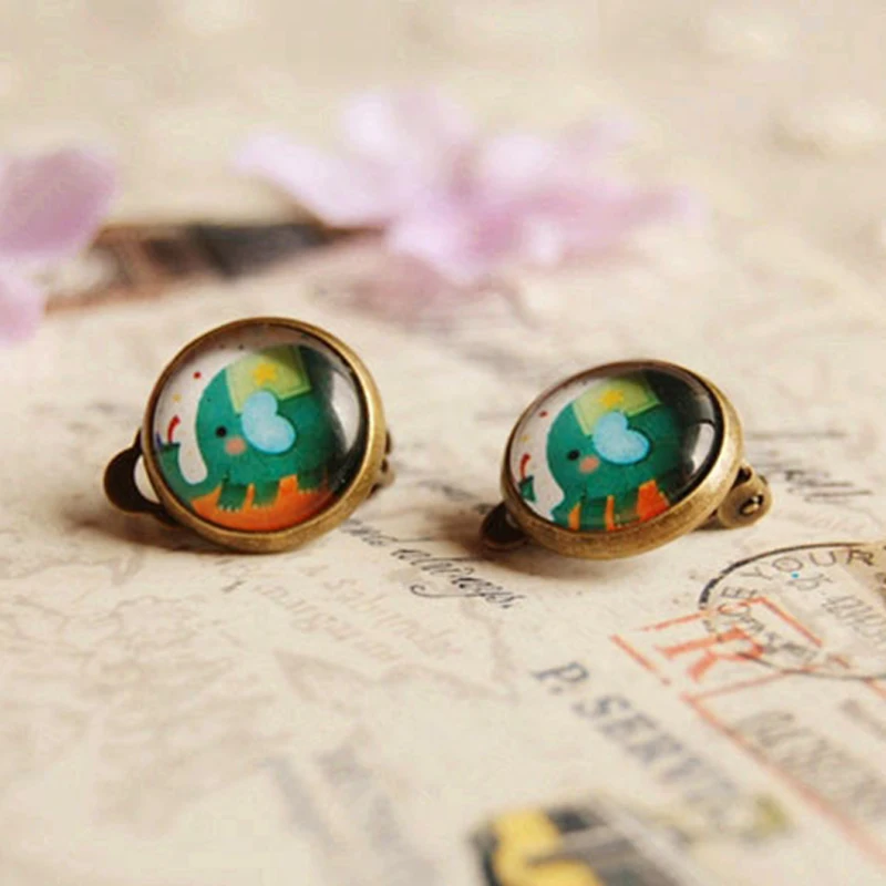 

Lovely Green Elephant Clip Earrings No Pierced Ears for Children 12mm Glass Cabochon Post Earrings Animal Jewelry Gifts
