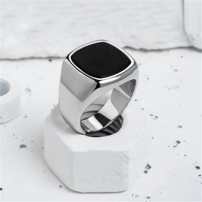 

Simple Fashion Square Black Enamel Signet Men Ring Gold-color Stainless Steel Finger Rings Male Jewelry Anillos Accessories