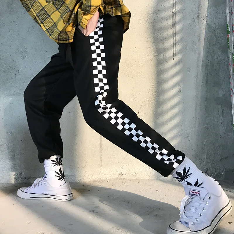 

Autumn and winter Korea Harajuku BF Wind Owl Plaid Printing Loose casual pants Plus velvet Thick trousers Men and women