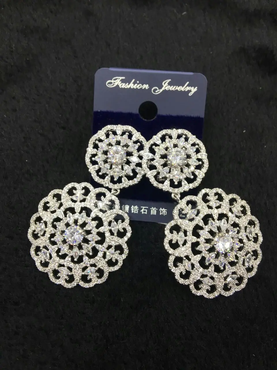 Yulaili Новый Дизайн Изысканные Золотые украшения в африканском стиле Для женщин Цепочки и ожерелья роскошные элегантные свадебные украшения. Yulaili Новый Дизайн Изысканные Золотые украшения в африканском стиле Для женщин Цепочки и ожерелья роскошные элегантные свадебные украшения.