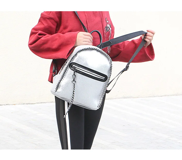 7825493526_735977608