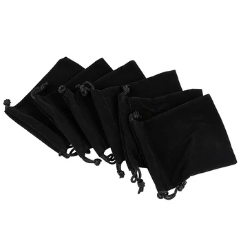 

Black Velvet Drawstring Jewelry Bags 3"