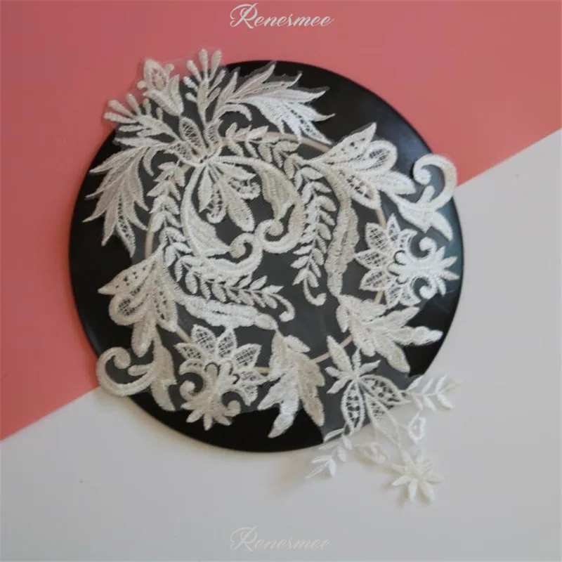 

1Pc Fashion Ivory Wedding Lace Applique Embroidery Collar Flower DIY Handmade in Lace Patch Accessories Ladies 24X31cm SX352