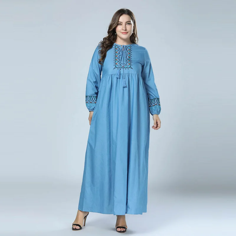 2018 Для женщин осенние джинсовые платья модные Абаи мусульманская одежда из Дубая шею вышивка Восточный халат Мусульманские платья Синий