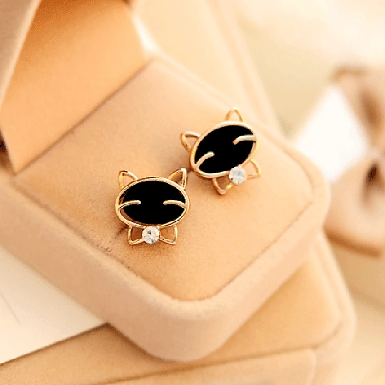 

new fashion jewelry earrings Korean style Women cute cat earrings