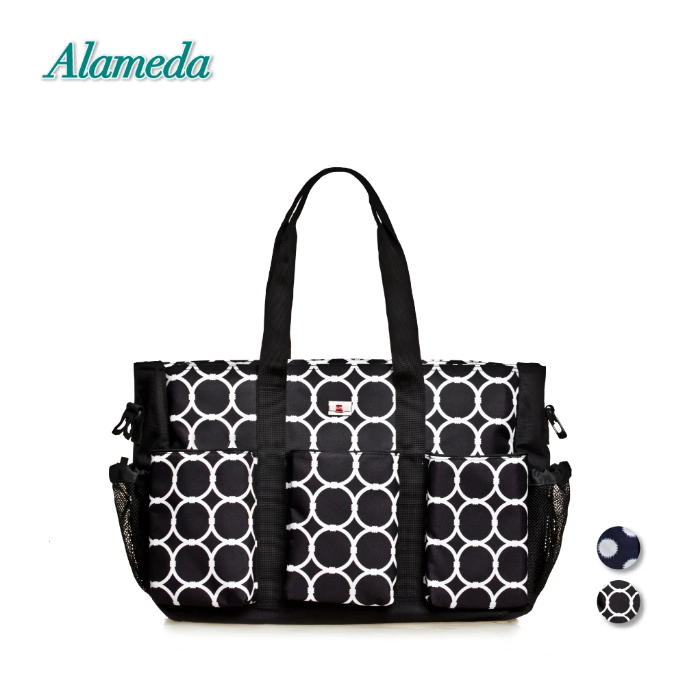 

Stylish Diaper Bag Tote Large Capacity Nappy Messenger Bag Polka Dot Baby Bag Travel Organizer for Stroller Free Changing Pad