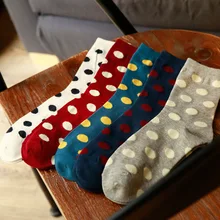 1 пара, женские свободные носки, осенне-зимние теплые Ретро повседневные консервативные милые стильные универсальные носки с узором в горошек