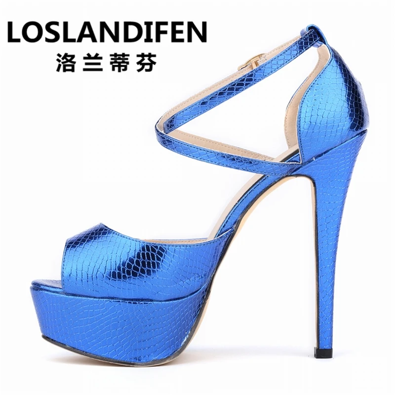 chaussures crocodile femme