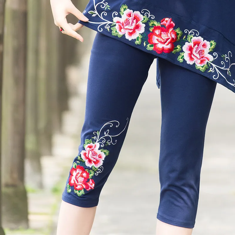 Female Leggings 2017 Summer Spring Ethnic Flowers Soft Elastic Cotton