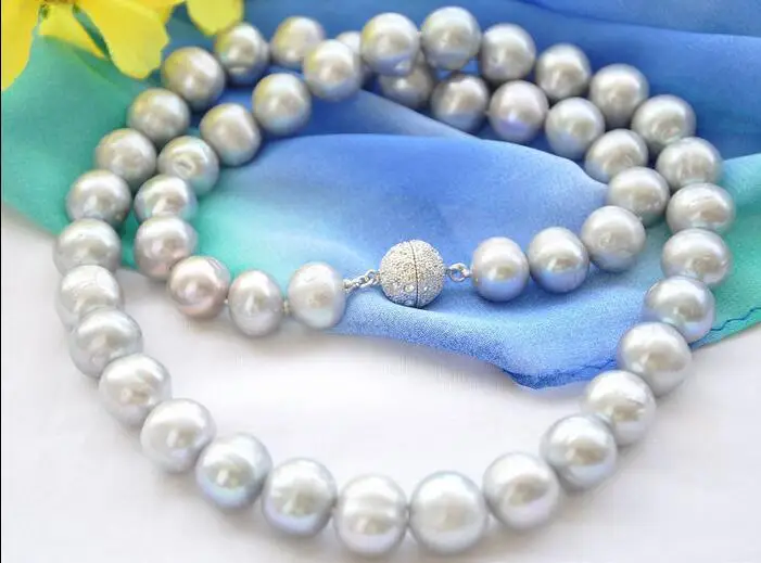 

3865 ROUND GRAY Freshwater cultured PEARL NECKLACE