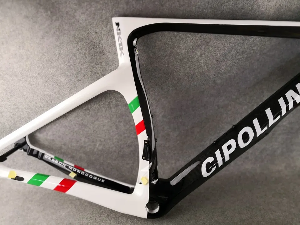 Sale Cipollni NK1K Disc Disk Carbon Road World Champion Complete bike with Original R7020 / R8020 groupset Full bike parts 4 Sale Cipollni NK1K Disc Disk Carbon Road World Champion Complete bike with Original R7020 / R8020 groupset Full bike parts 4