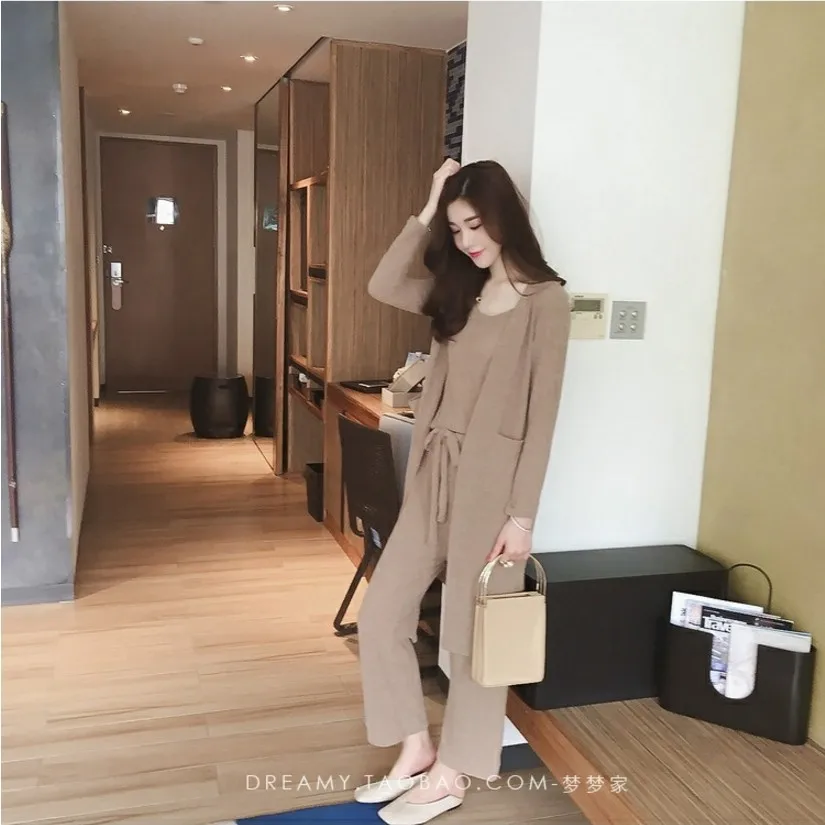 Women's Sets (12)