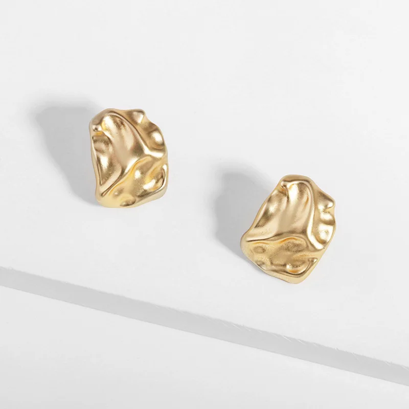 

WTLTC Gold Color Hammered Stud Earrings for Women Minimalist Geometric Studs Earrings Statement Metal Earrings Fashion Jewelry